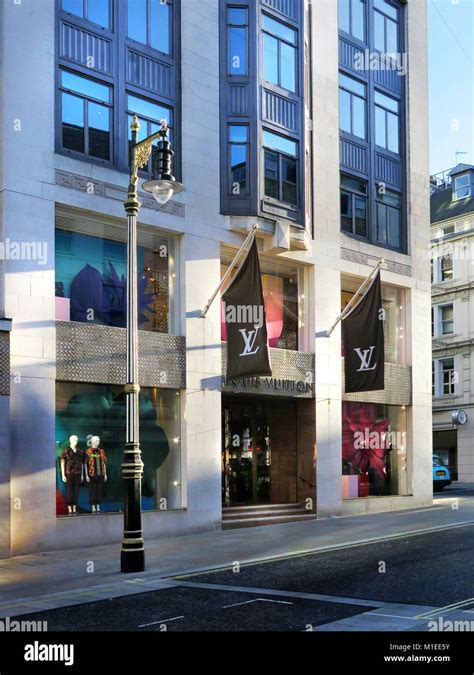 where to buy louis vuitton in london|louis vuitton london office.